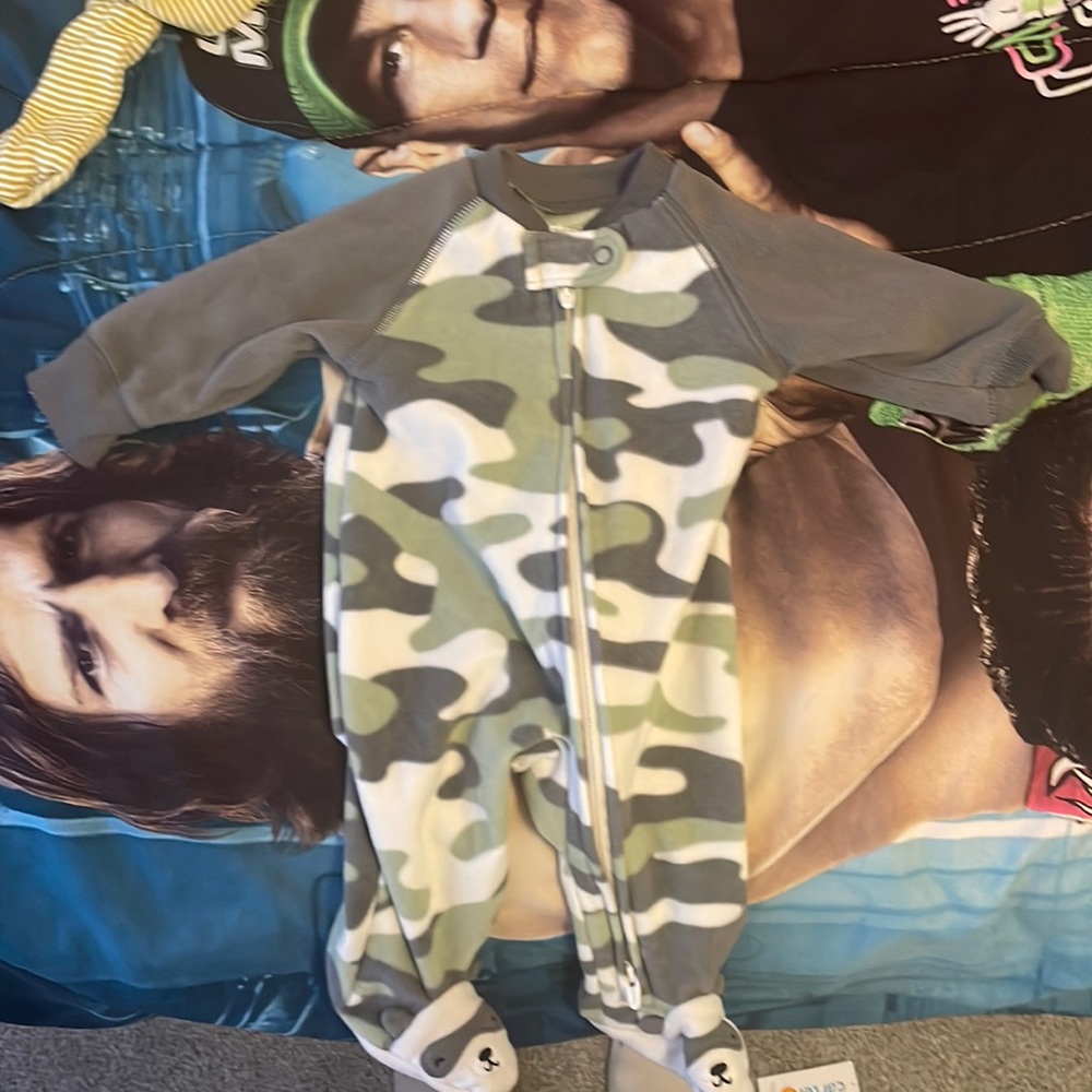 Carter’s fleece double zipper outfit